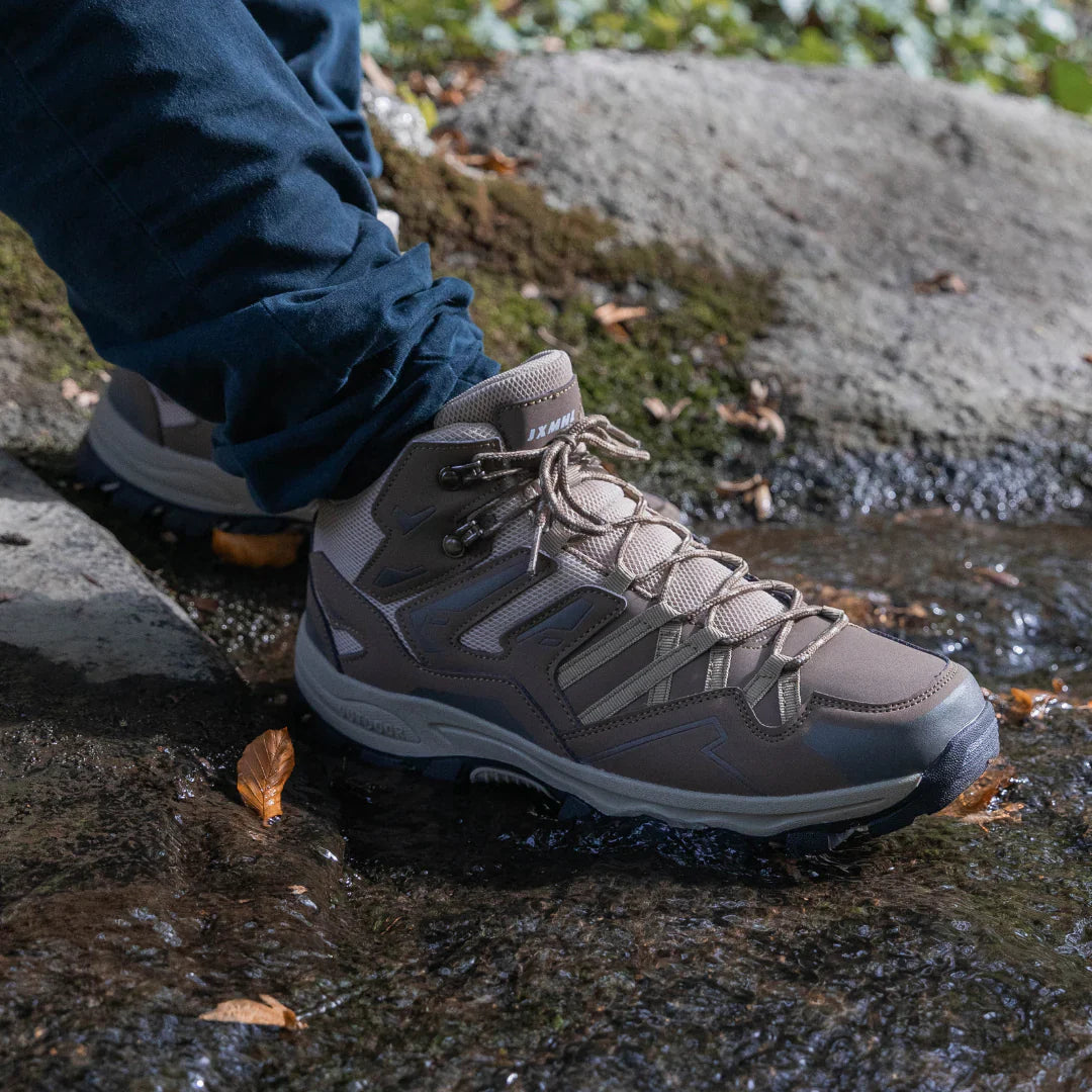 Katie | Lightweight Unisex orthopaedic outdoor shoes