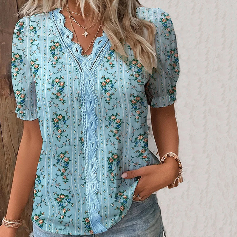 Megan | Lace blouse with floral pattern