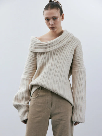 Josephine | Oversized knitted sweater with high roll