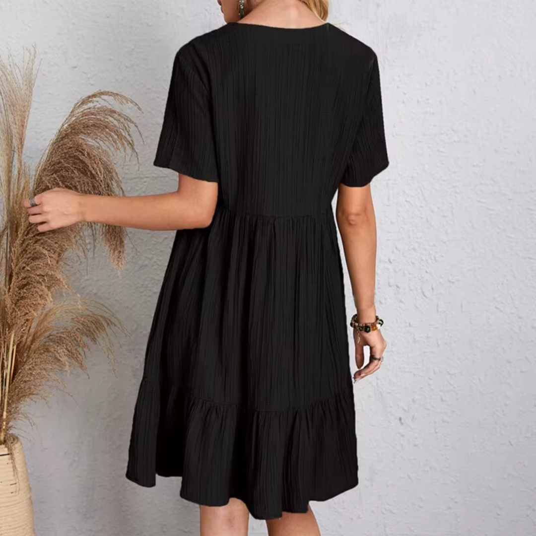 Hazel | Flowing & flattering pleated dress