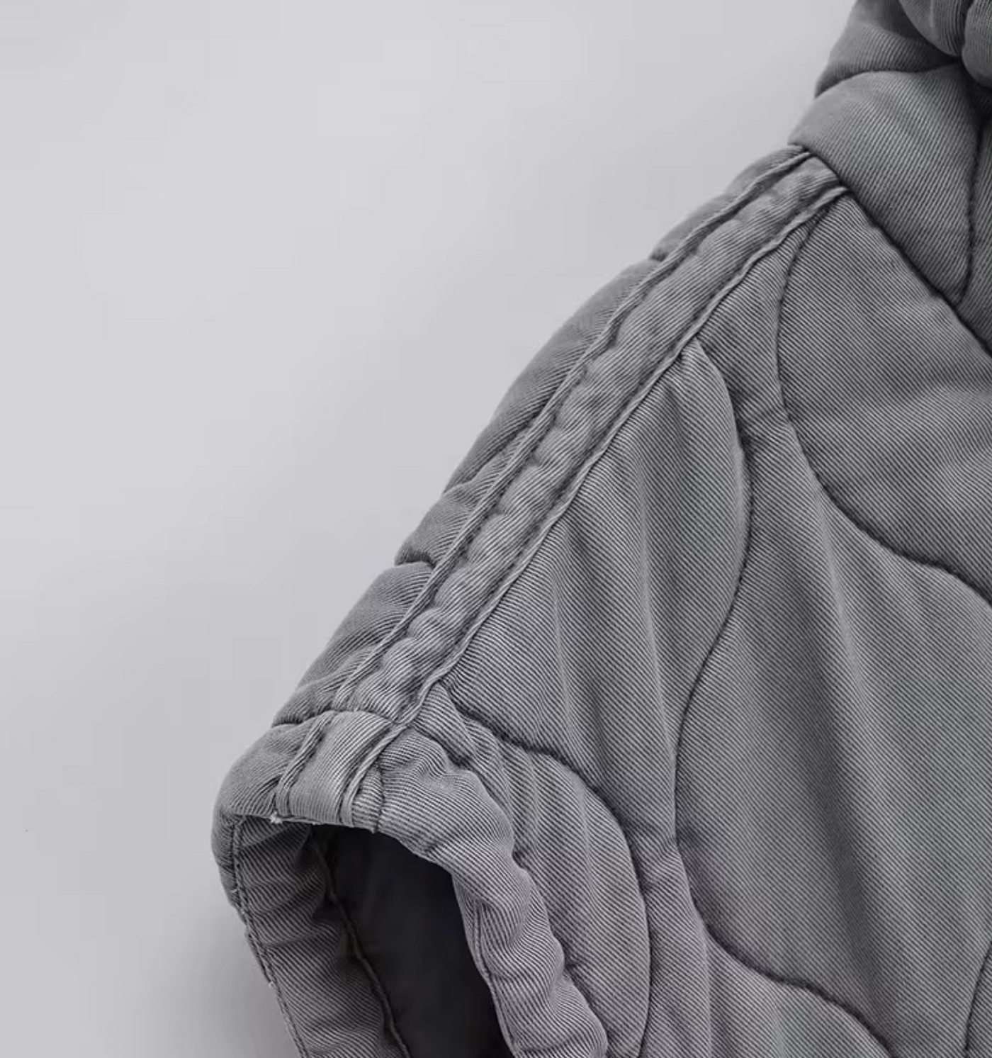 Thalia Sleeveless Jacket – Soft Cotton, Elegant Stand-Up Collar-5