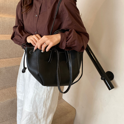 Vintage Charm | Shoulder Bag 1