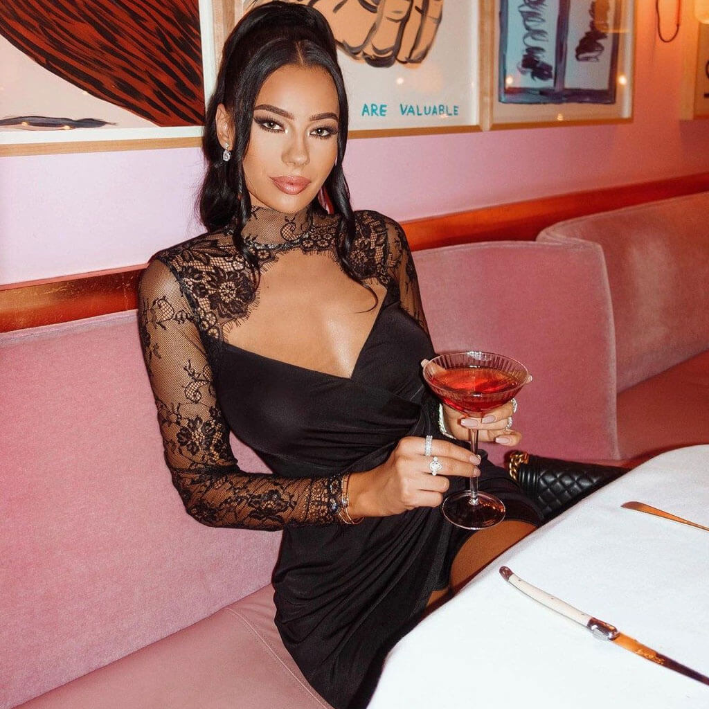 Andrea | Timeless Mini Dress with Lace Details