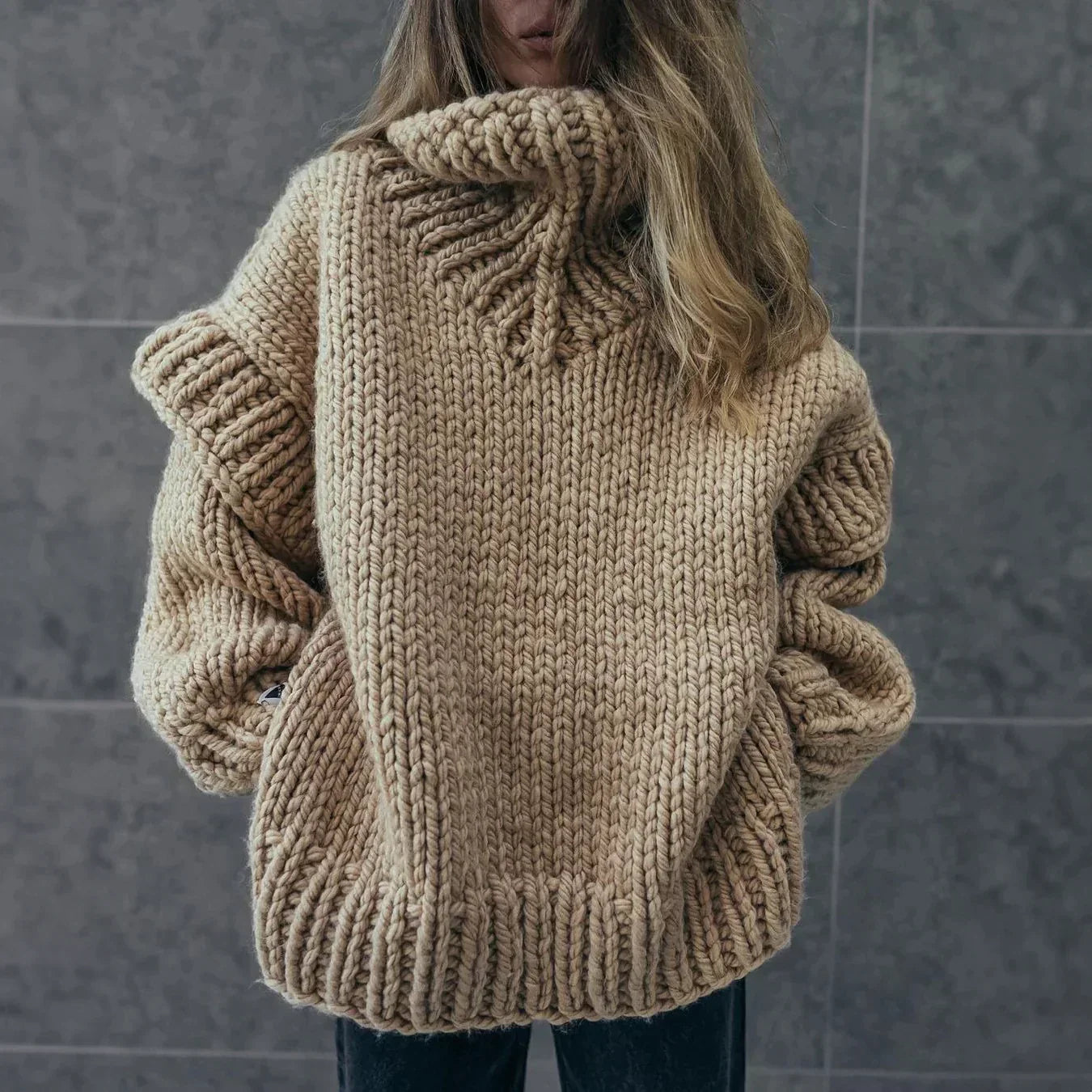 Caroline | Cozy warm sweater with turtleneck