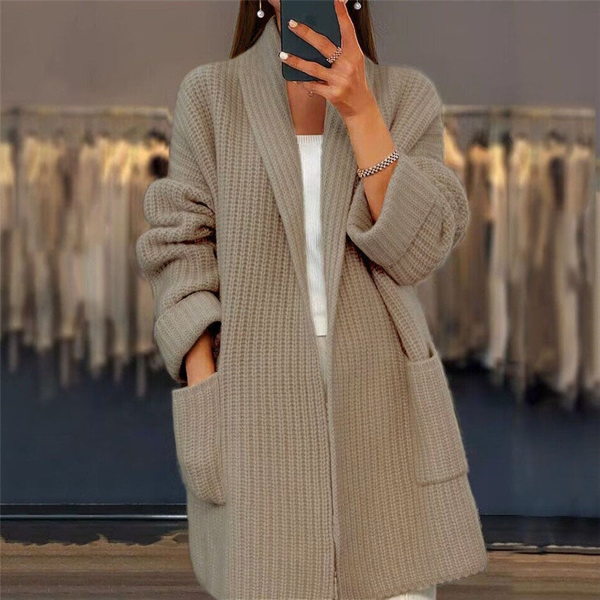 Christin | Fashionable long cardigan with V neck