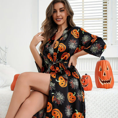 Christina | Ghostly and comfortable Halloween robe