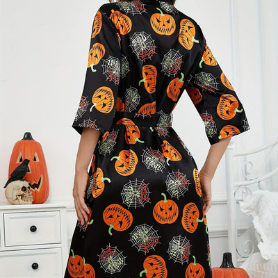 Christina | Ghostly and comfortable Halloween robe
