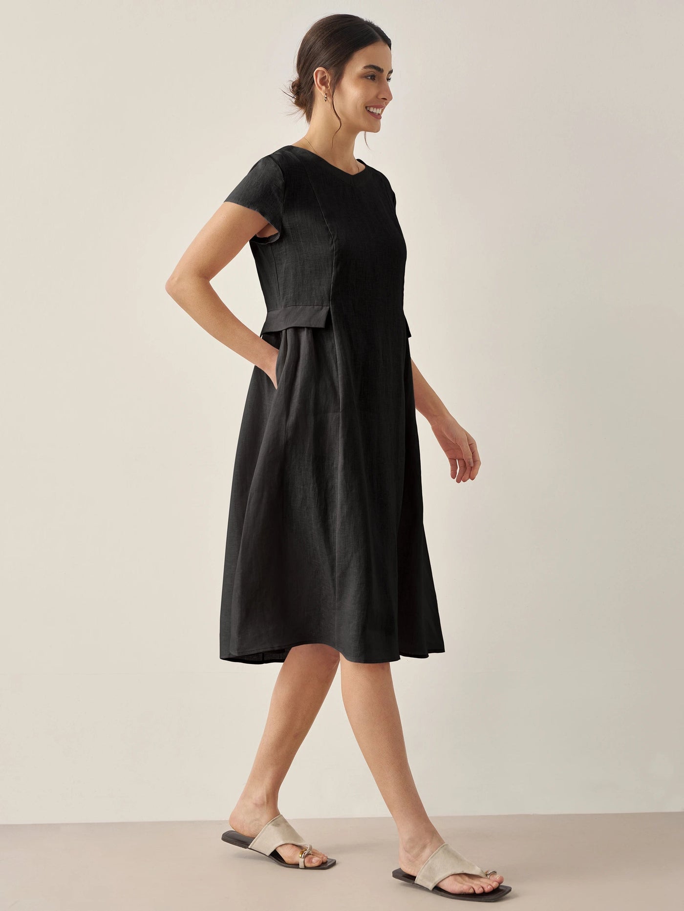 Greta | Midi Summer Dress With V-Neckline