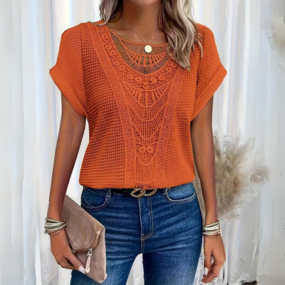 Ava | Chic and elegant lace top