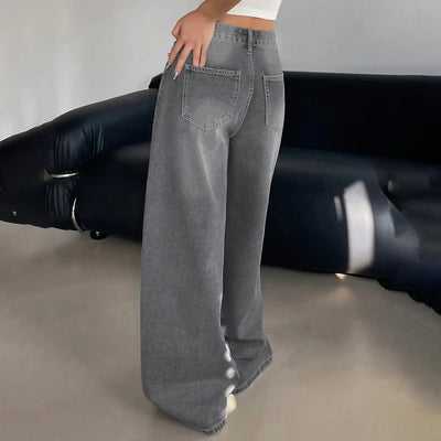 Jessika | Wide baggy jeans with mid rise
