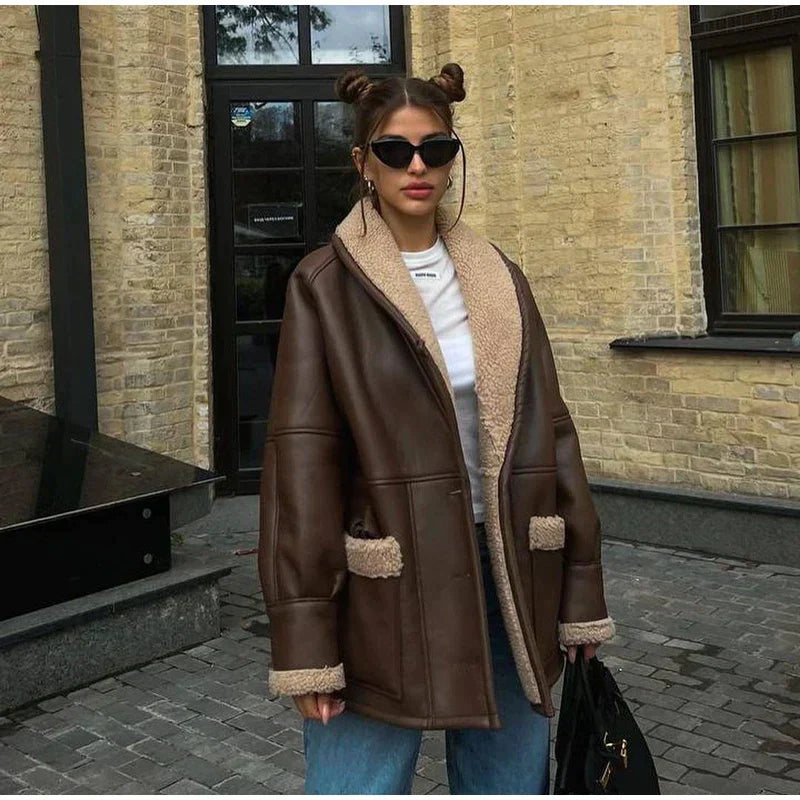 Johanna | Fitted jacket with belt