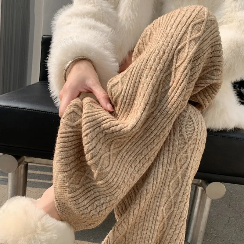 Lina | Cozy bunny sweatpants