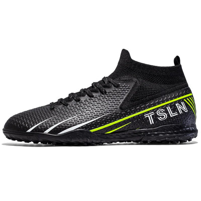 Maik | Non slip football boots