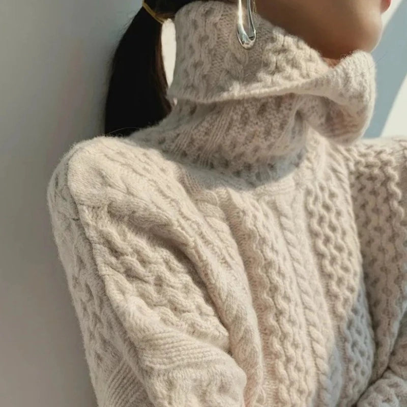 Maria | Elegant turtleneck sweater
