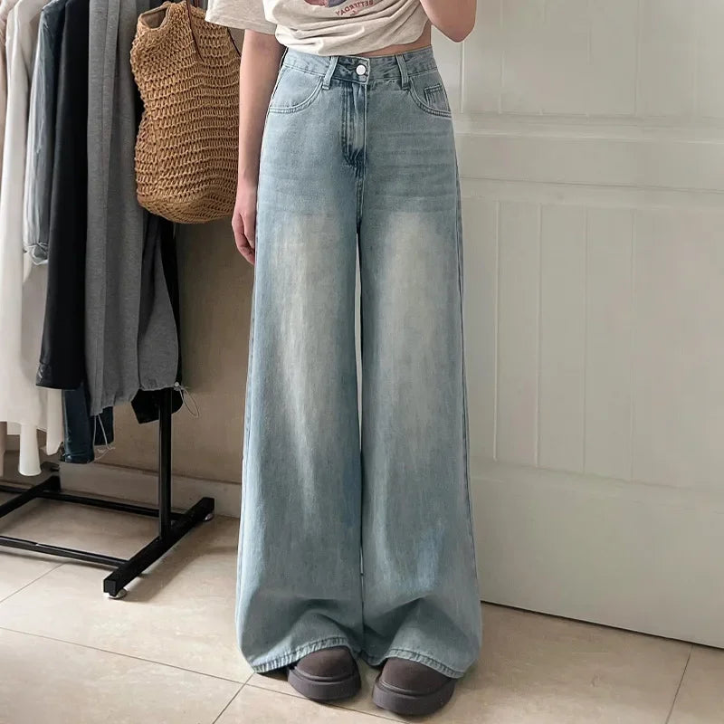 Sienna | Casual Style and Modern Vibe Mom Jeans
