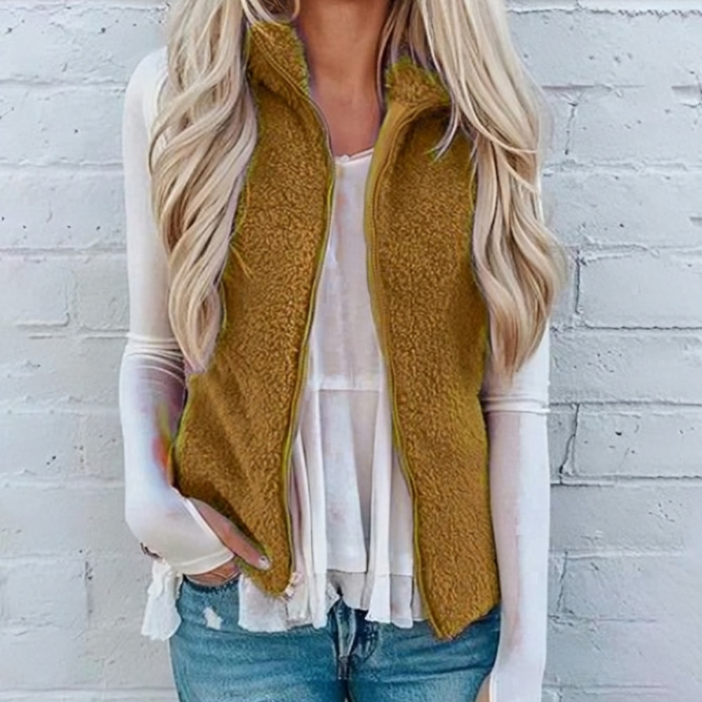 Nadine | Cozy vest with zipper