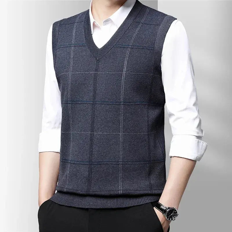 Sebastian | Academic Checkered Kinit Sweater