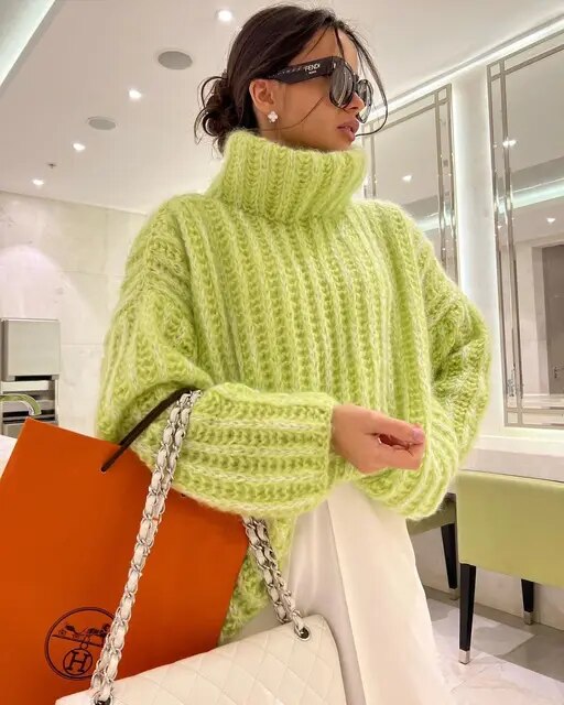Sandra | Stylish chunky knit turtleneck sweater