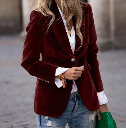 Sophia | Tailored Fit Luxurious Velvet Blazer