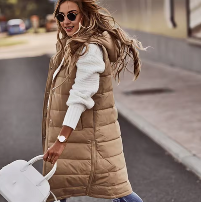 Sara | Stylish and warm lung hooded vest