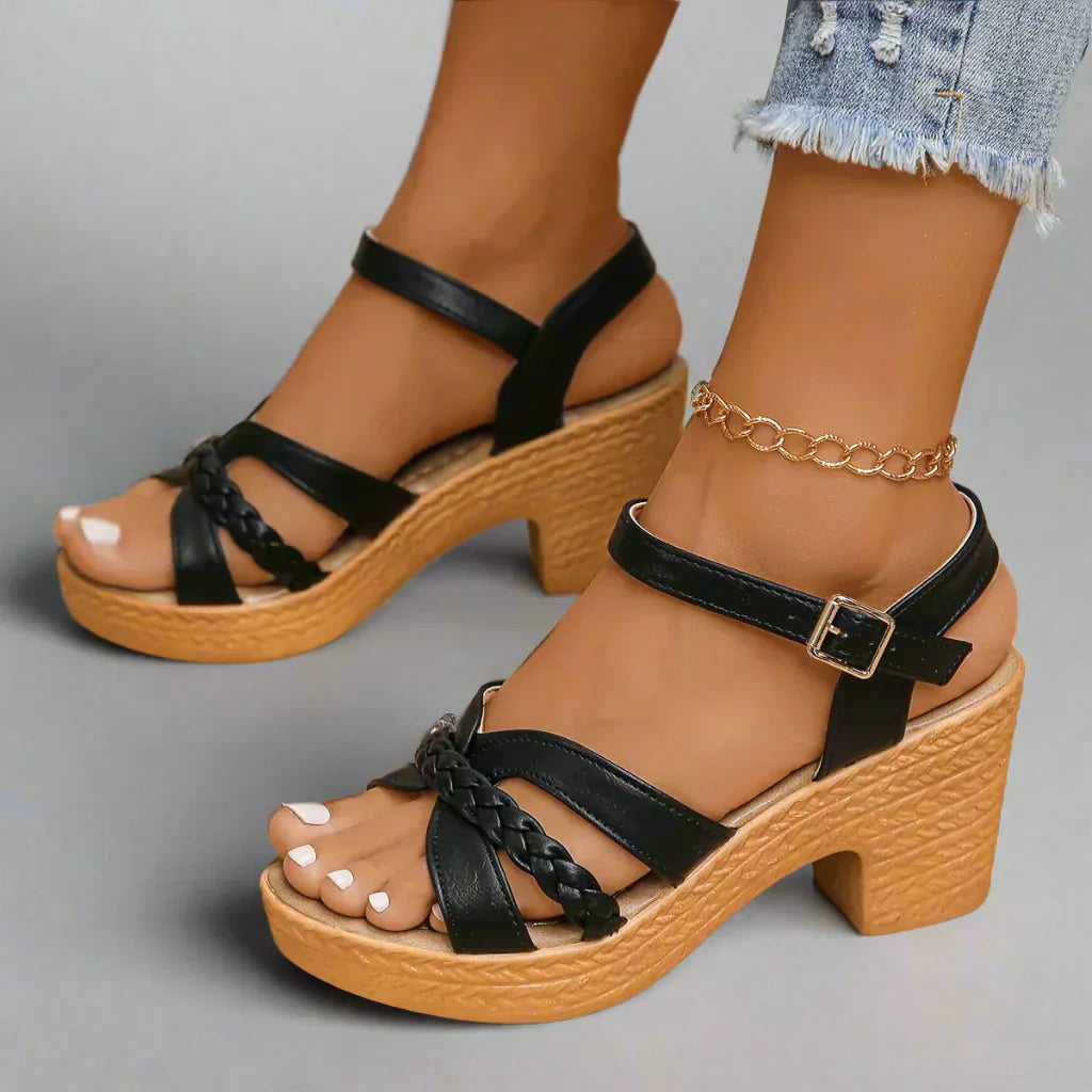 Senna | Fashionable Orthopedic Sandals