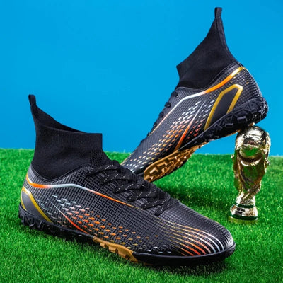 Thomas | Non slip outdoor football boots