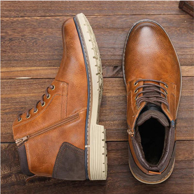 David | Stylish hiking boots