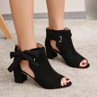 Stephanie | Stylish retro heels