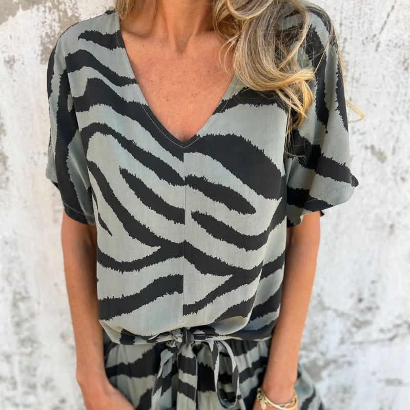 Maria | V-neck zebra print 2-piece set