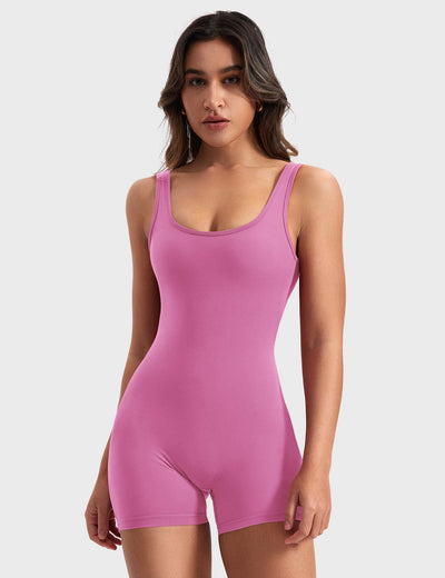 Arabella | Trendy one-piece suit with V-back