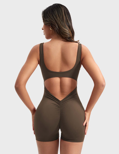 Arabella | Trendy one-piece suit with V-back