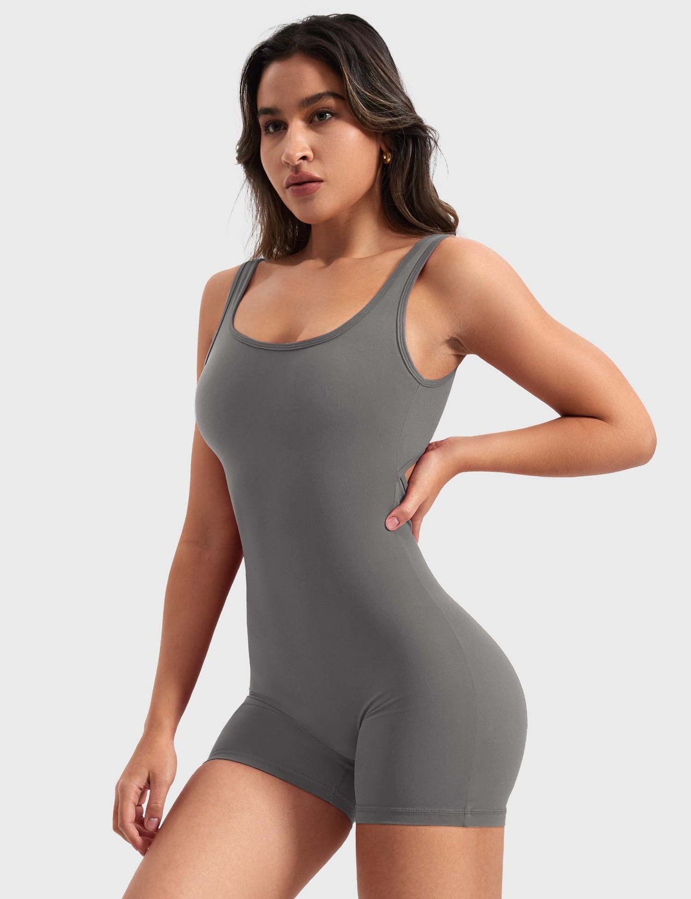 Arabella | Trendy one-piece suit with V-back