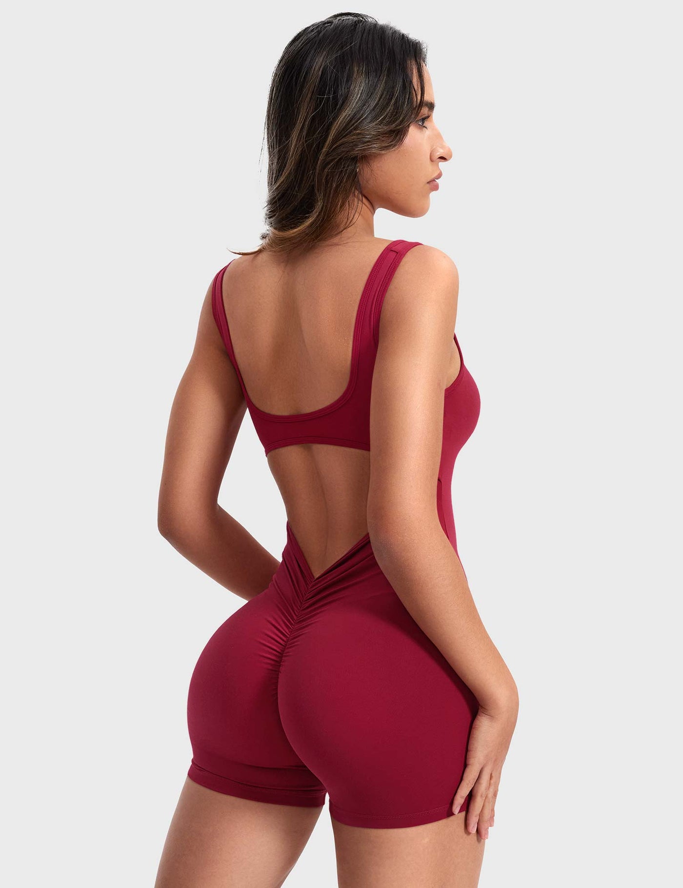 Arabella | Trendy one-piece suit with V-back