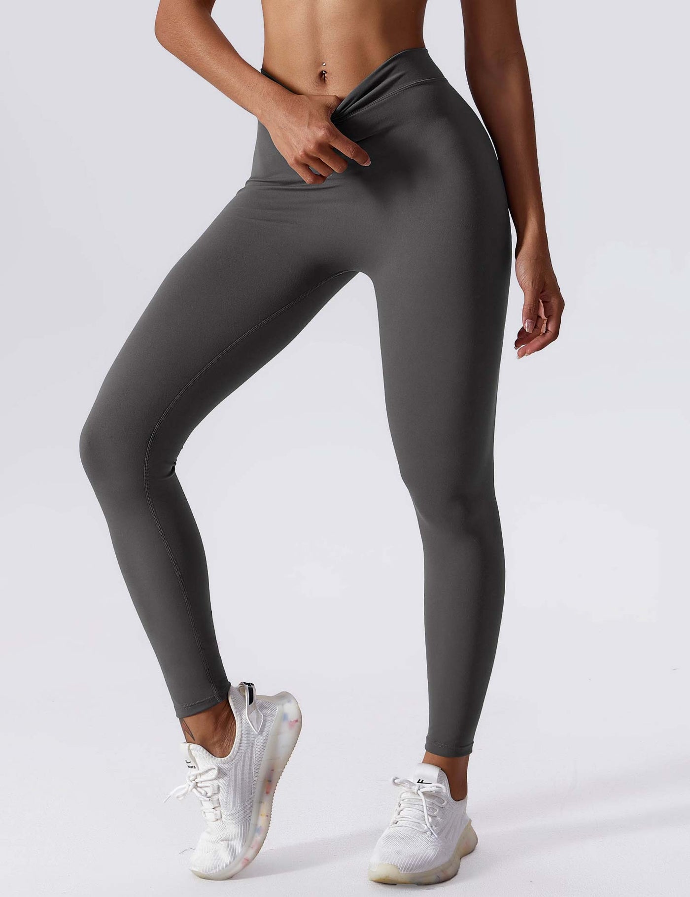 Hazel | Modern V-back Ruched Leggings