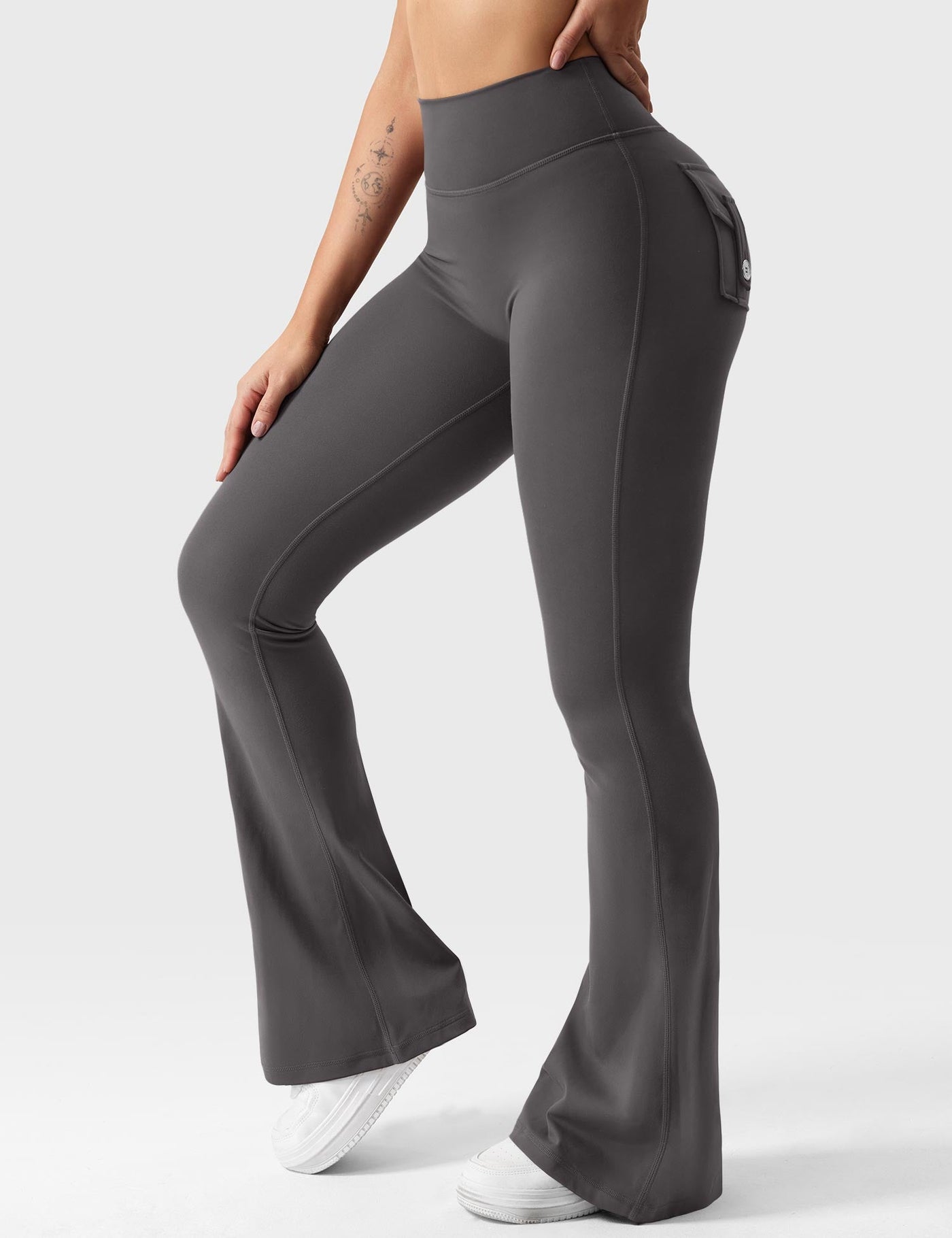 Layla | Soft Flared Leggings with Pockets