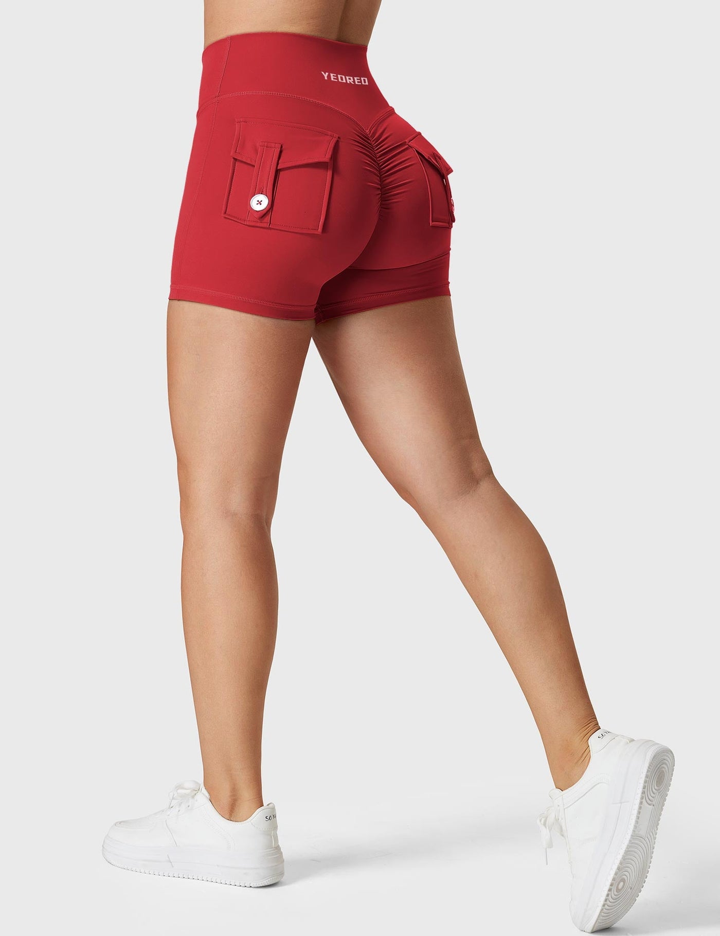 Madeleine | V-waistband Charm Shorts